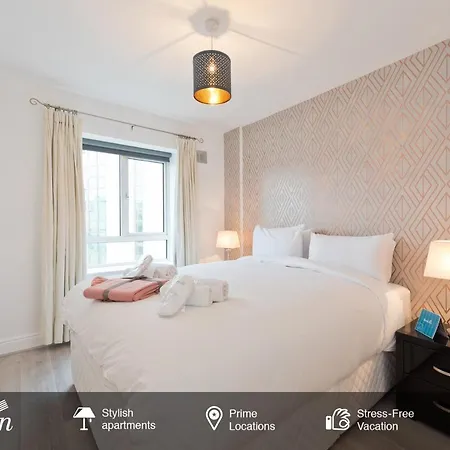 Sweet Lansdowne Square Apartment